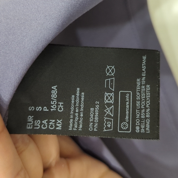 H&M crop top - Picture 6 of 8